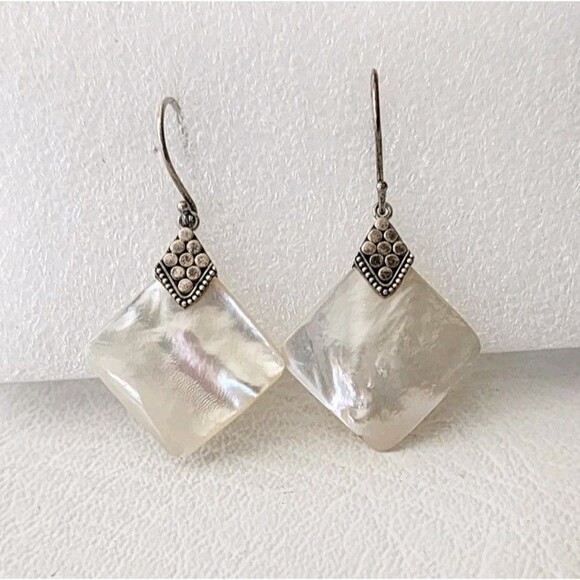 Vintage ATI .925 Sterling Mother Of Pearl Drop Dangle Earrings 1.5" Indonesia - Picture 2 of 7